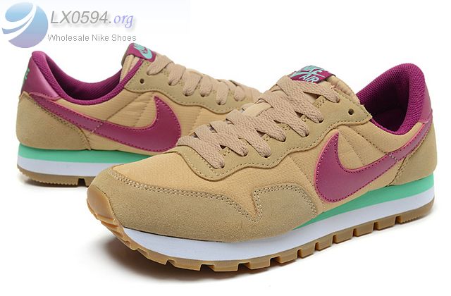 Nike Air Pegasus 83 Beige
