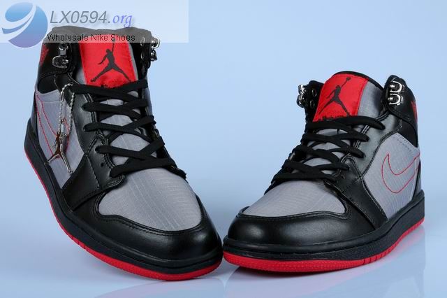 Jordan Retro 1 Trek