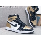 Mens & Womens Air Jordan 1 Retro High OG Gold Toe