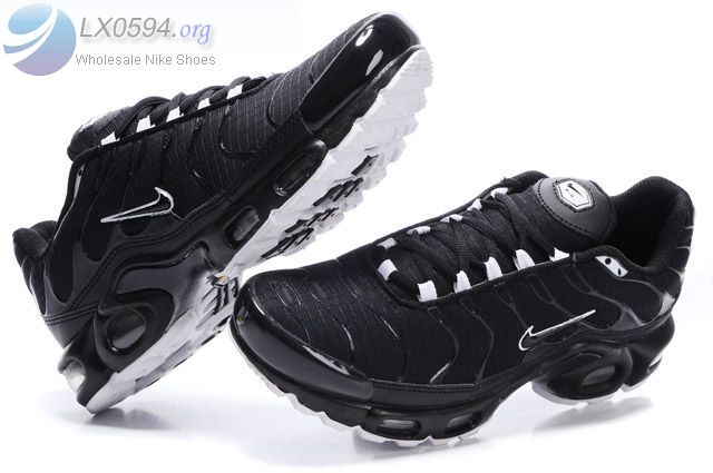 Nike Air Max Plus Black