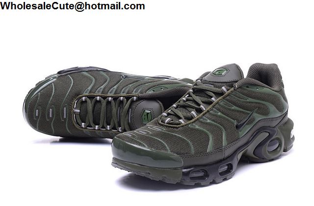 Nike Air Max Plus Army Green
