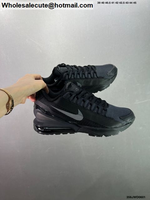 Nike Air Max pulse triple black