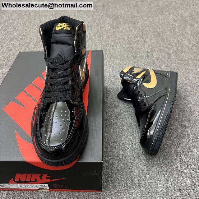 jordan 1 black metallic gold