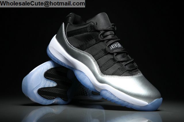 Air Jordan 11 Low Black Silver