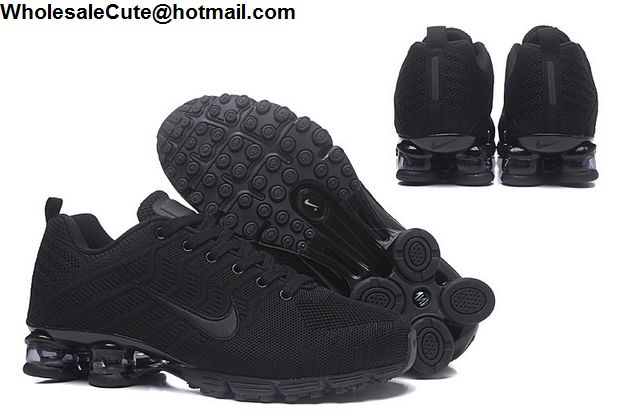 Nike Air Shox Flyknit