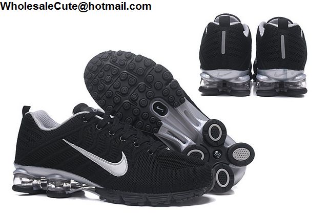 Nike Air Shox Flyknit