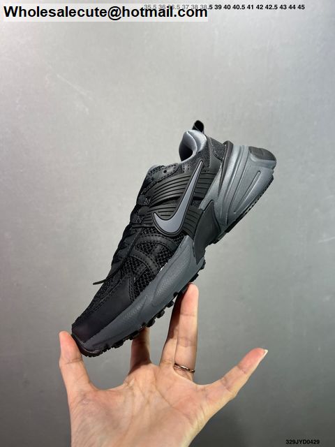 nike v2k run triple black