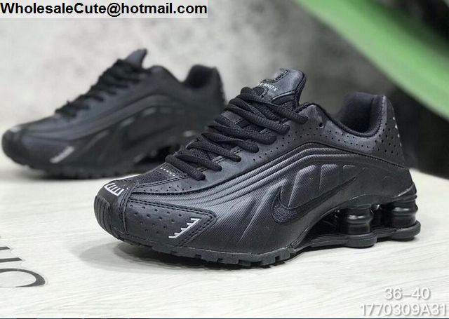nike shox r4 womens black